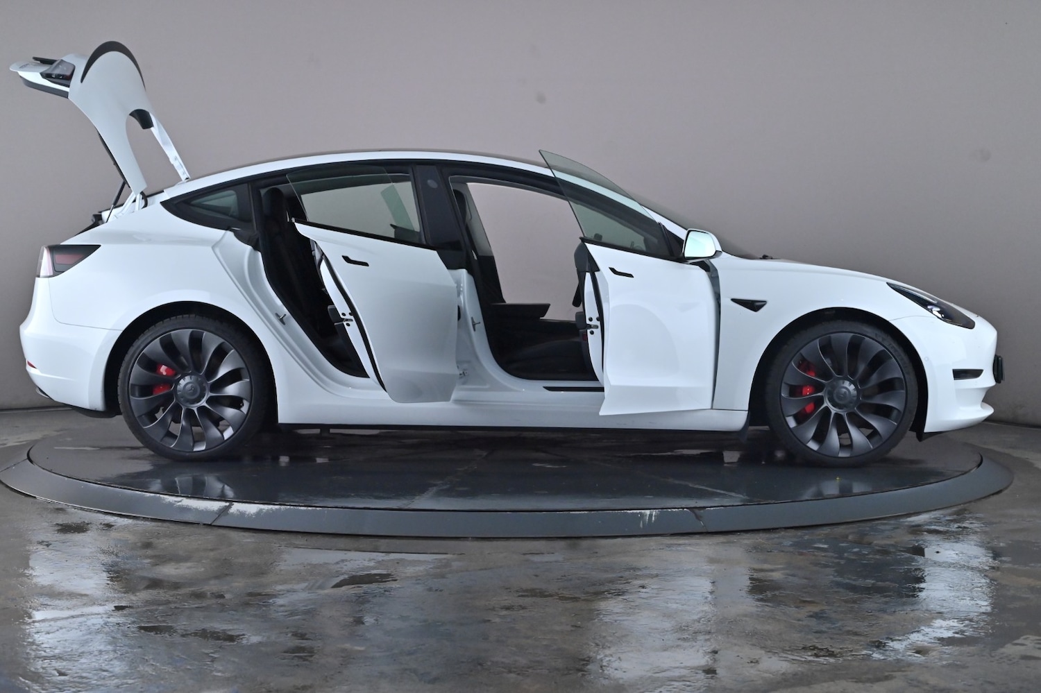 Used Tesla Model 3 2021 for sale - 76716557: Photo 69