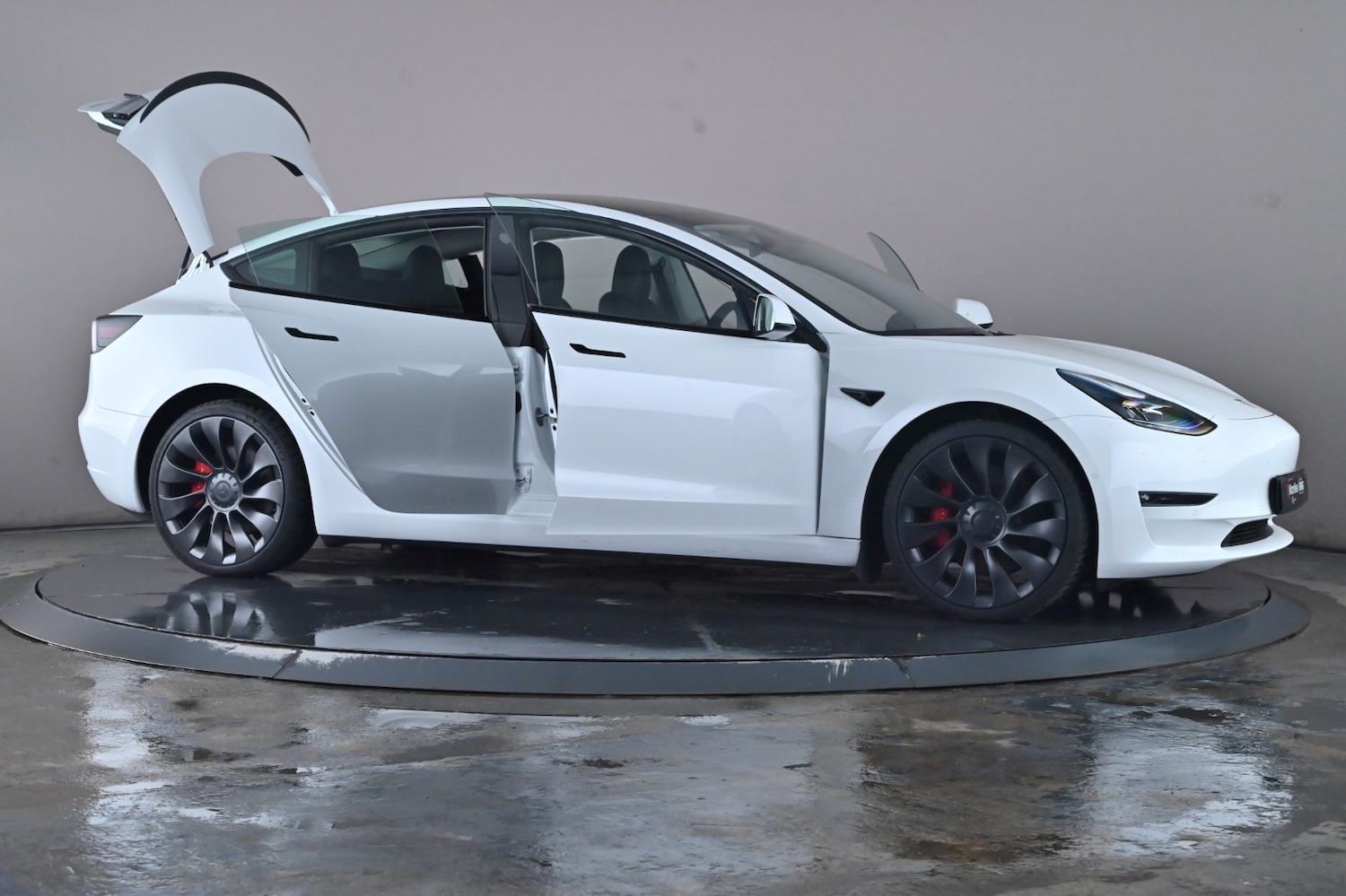 Used Tesla Model 3 2021 for sale - 76716557: Photo 71