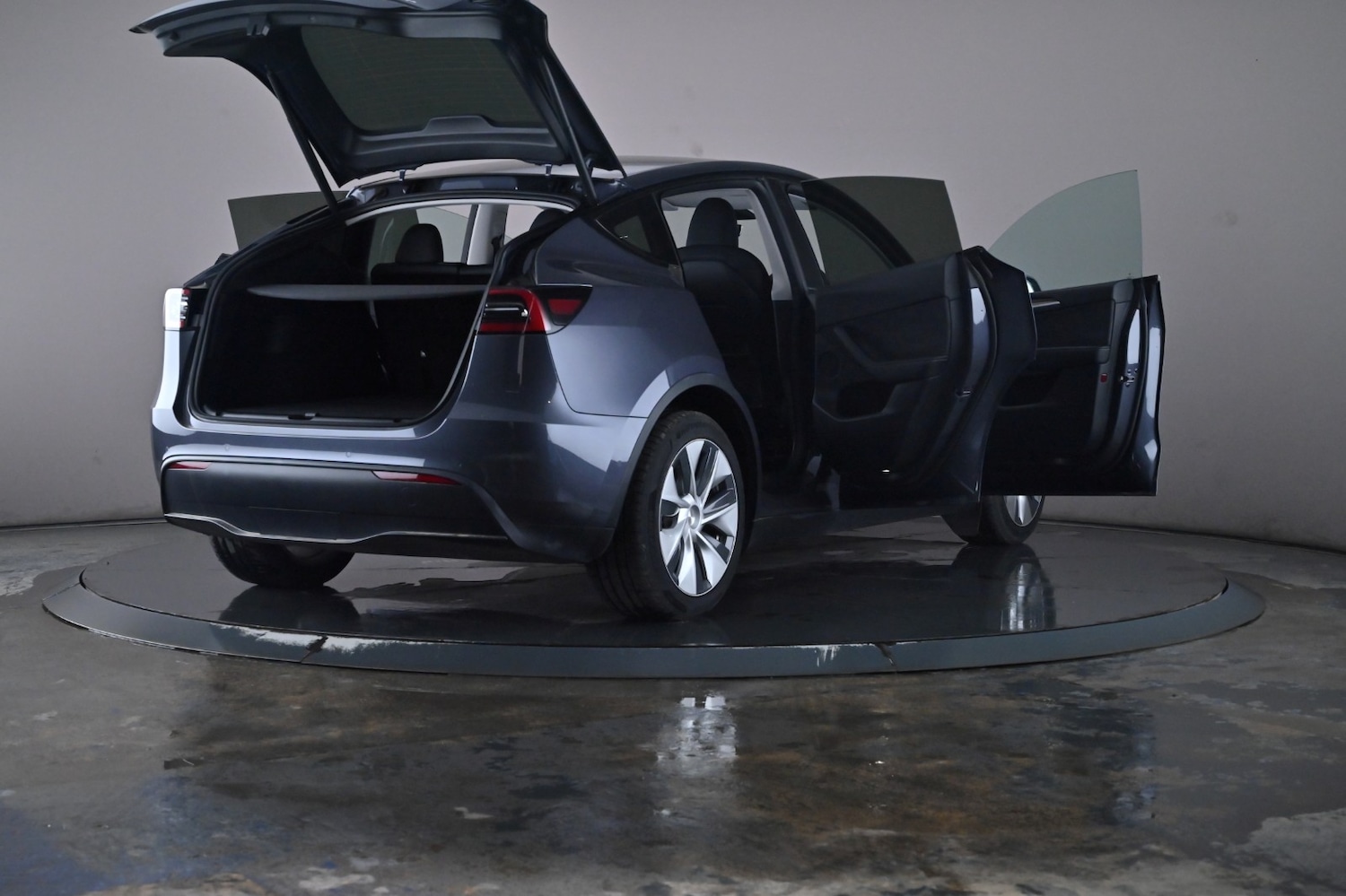 Used Tesla Model Y 2022 for sale - 76635223: Photo 63