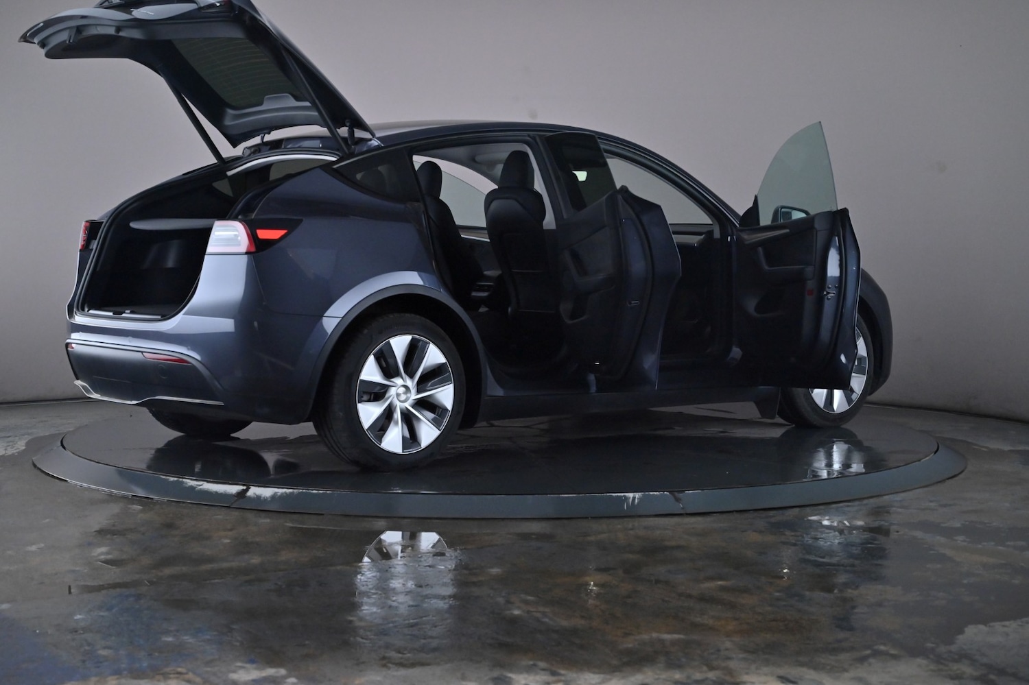 Used Tesla Model Y 2022 for sale - 76635223: Photo 65