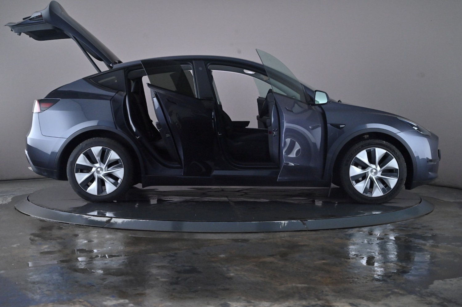 Used Tesla Model Y 2022 for sale - 76635223: Photo 69