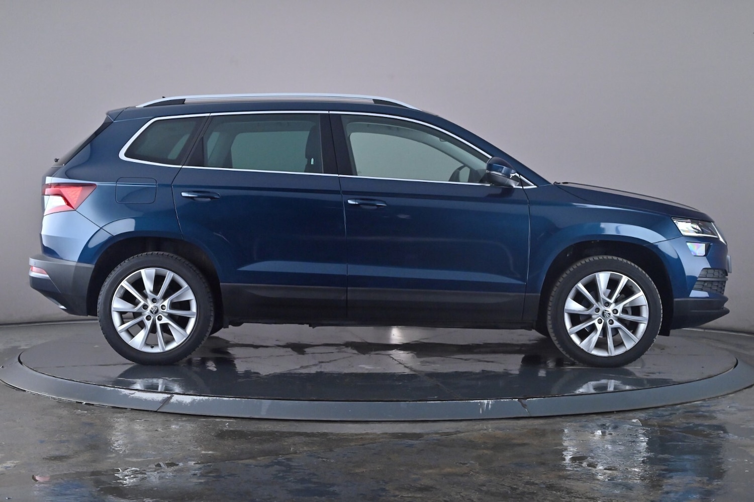 Used Skoda Karoq 2019 for sale - 76660280: Photo 3