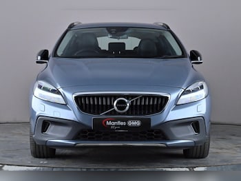 Used Volvo V40 2017 for sale - 78387566: Photo