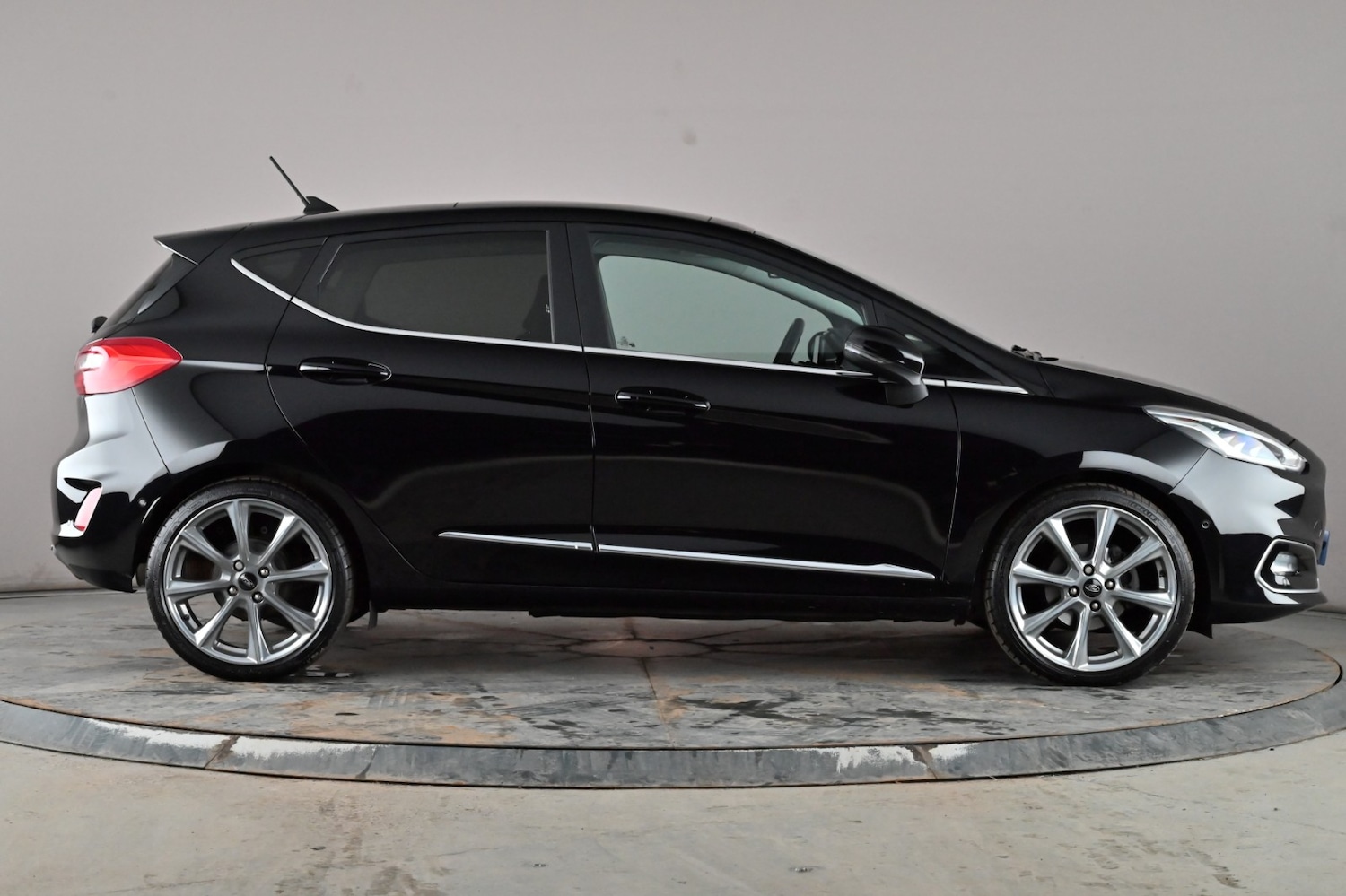 Used Ford Fiesta 2019 for sale - 77245021: Photo 3