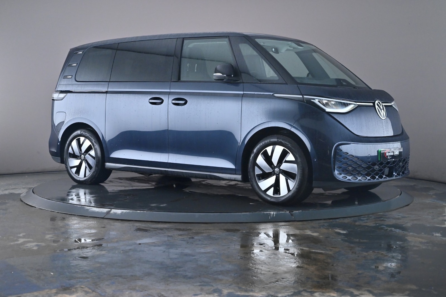 Used Volkswagen ID.Buzz 2023 for sale - 76730443: Photo 1