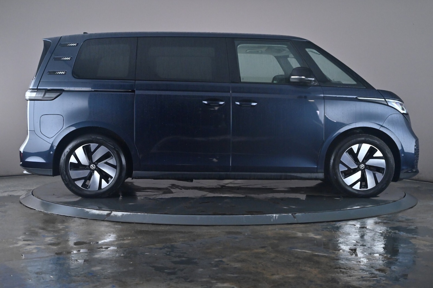 Used Volkswagen ID.Buzz 2023 for sale - 76730443: Photo 3