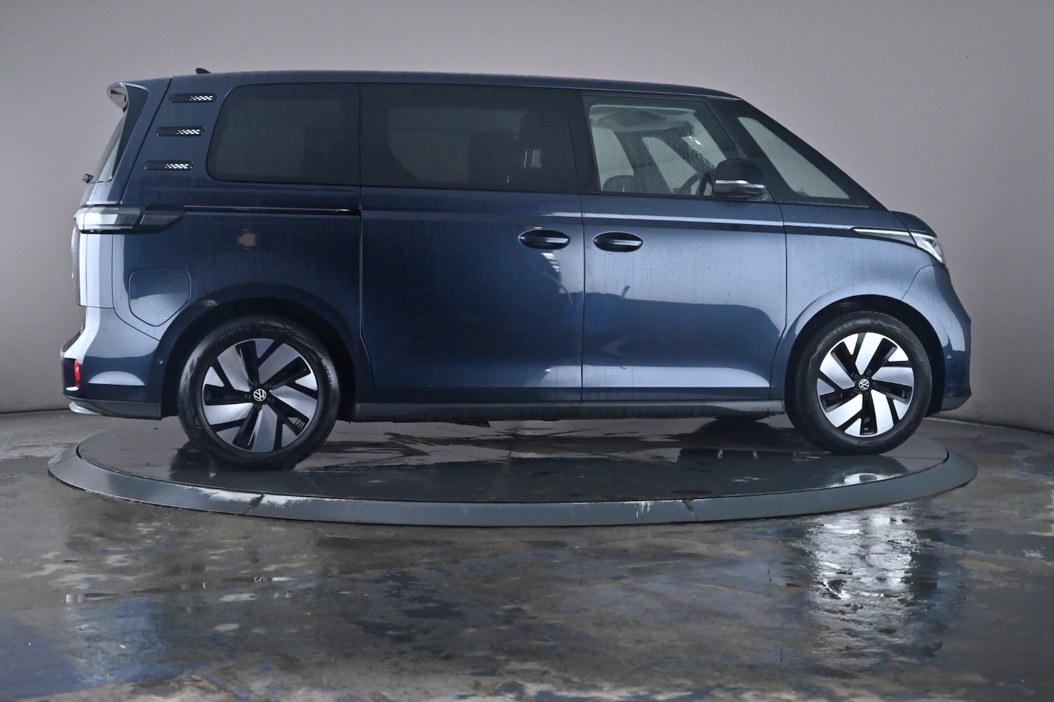 Used Volkswagen ID.Buzz 2023 for sale - 76730443: Photo 32