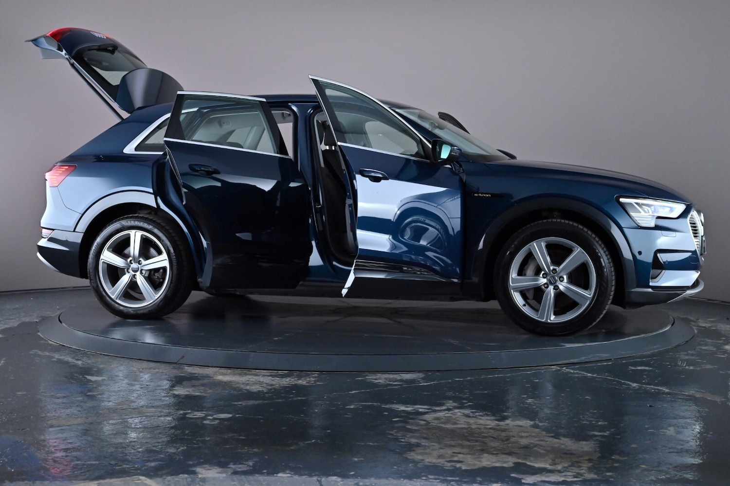 Used Audi e-tron 2021 for sale - 76716438: Photo 69