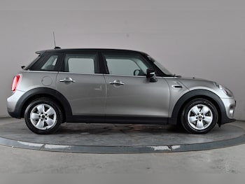 Used MINI Hatch 2020 for sale - 79172145: Photo