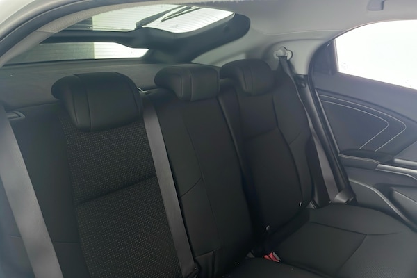 Used Honda Civic 2016 for sale - 76197872: Photo 9