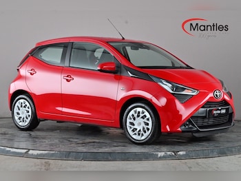 2020 - 1.0 VVT-i X-Play TSS 5dr