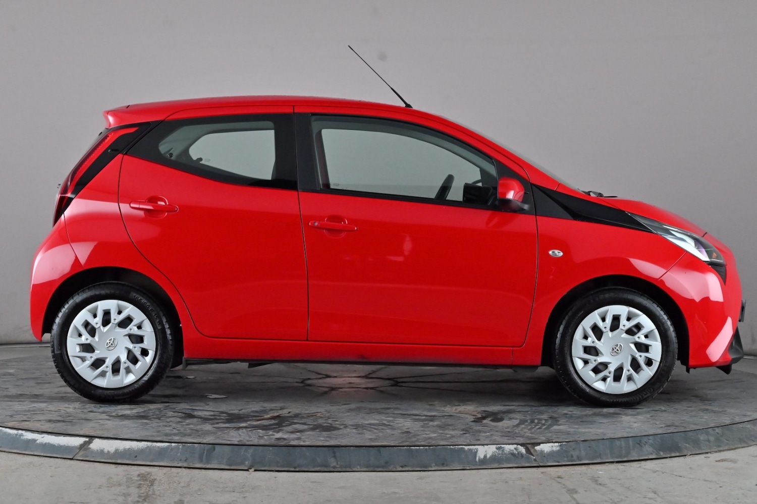 Used Toyota AYGO 2020 for sale - 77080721: Photo 3