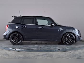 Used MINI Hatch 2020 for sale - 76197809: Photo 3