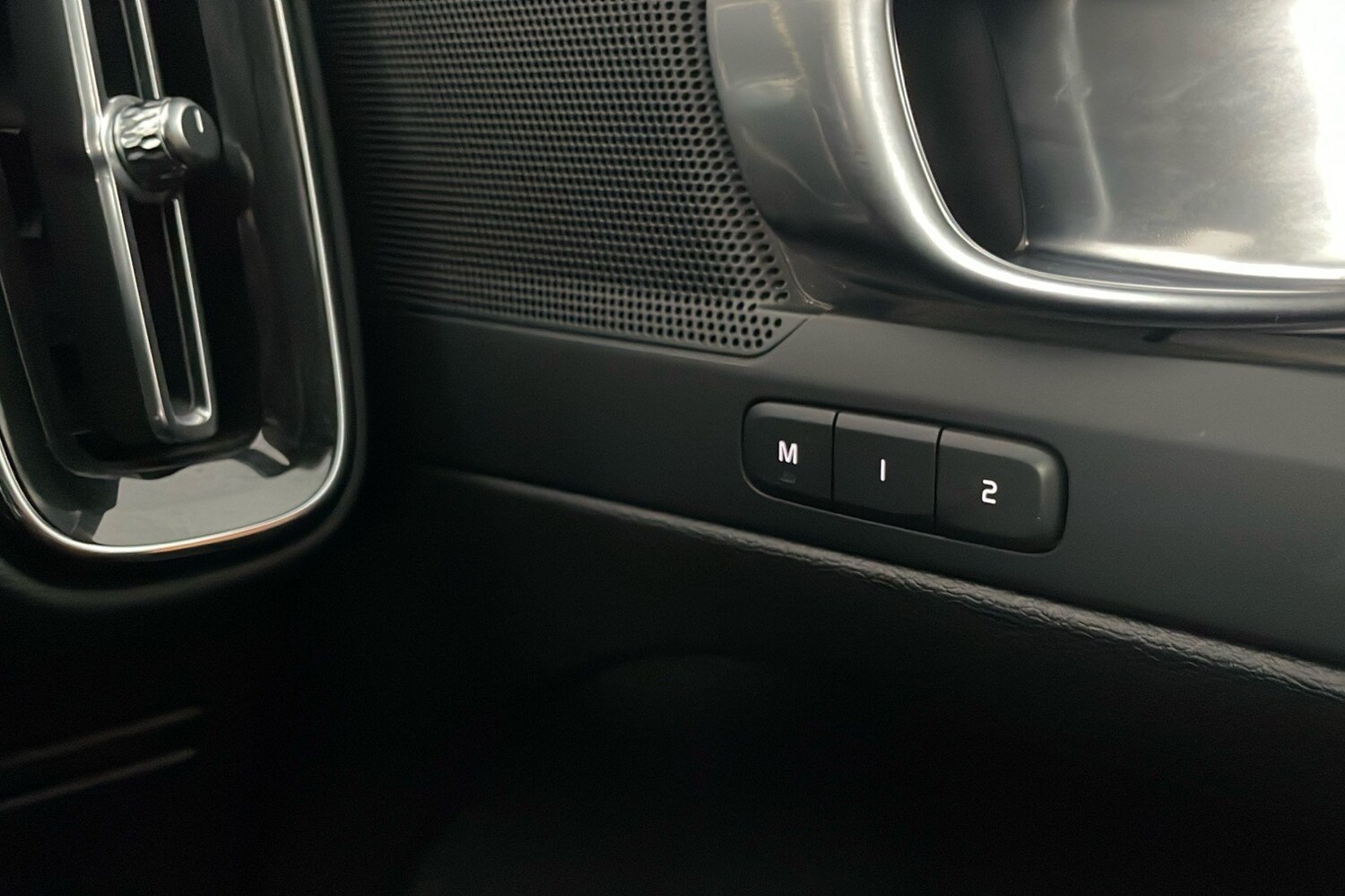 Used Volvo XC40 2022 for sale - 78219541: Photo 17