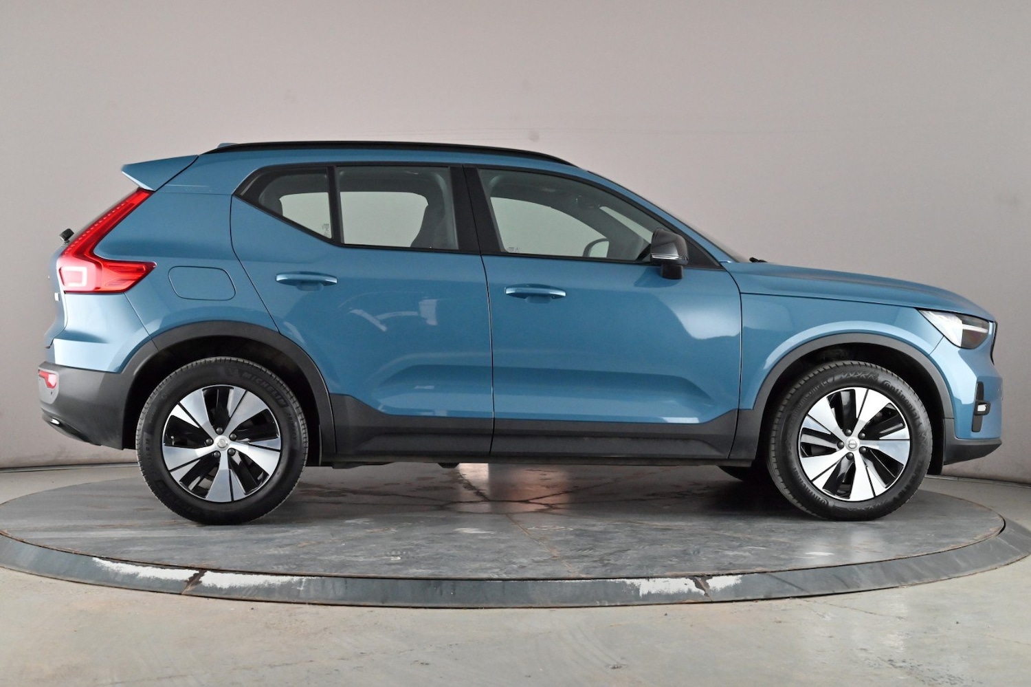 Used Volvo XC40 2022 for sale - 78219541: Photo 3