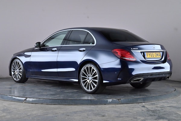 Used Mercedes-Benz C Class 2015 for sale - 76148798: Photo 4