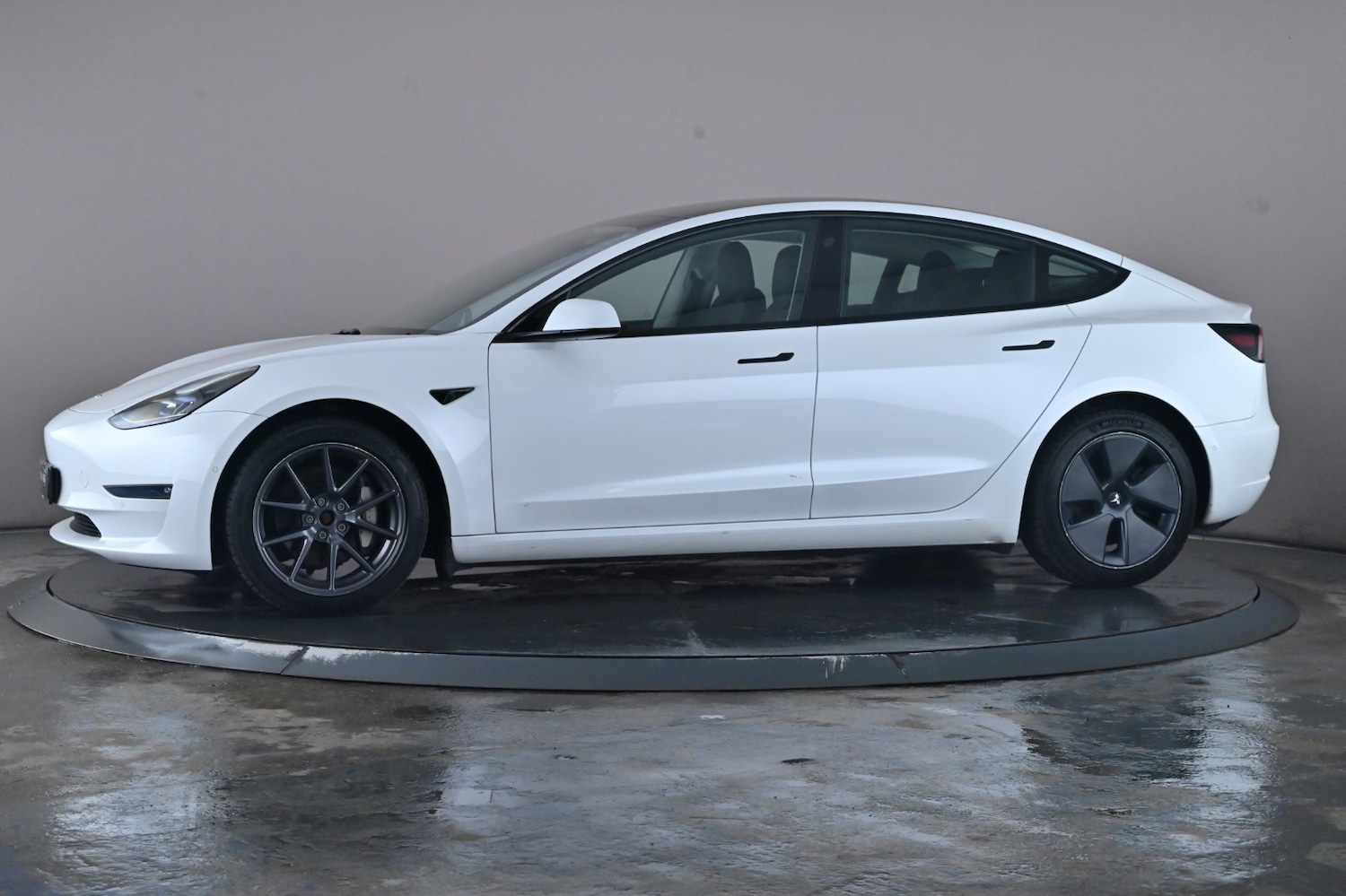 Used Tesla Model 3 2021 for sale - 76660248: Photo 13