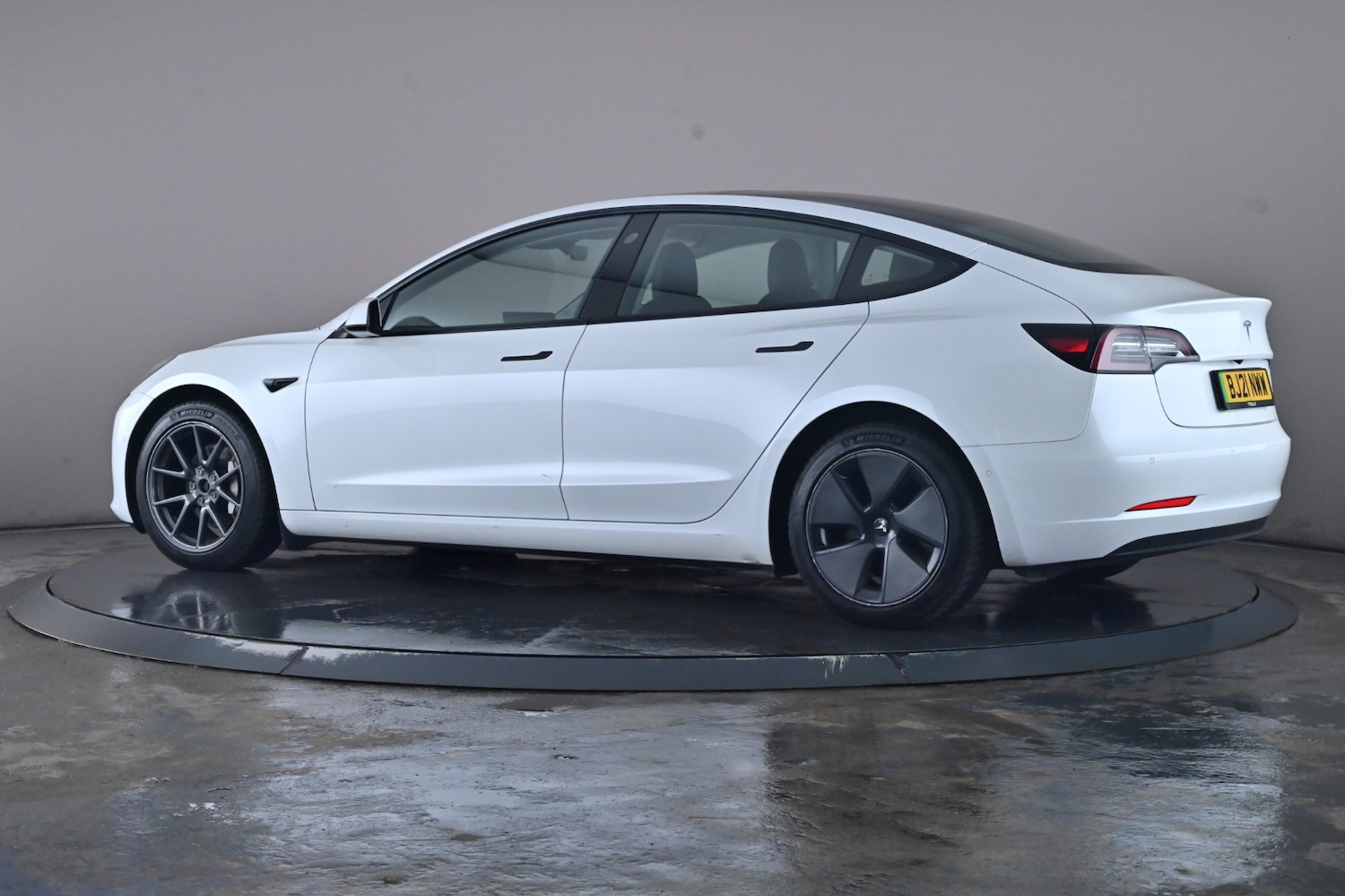 Used Tesla Model 3 2021 for sale - 76660248: Photo 18