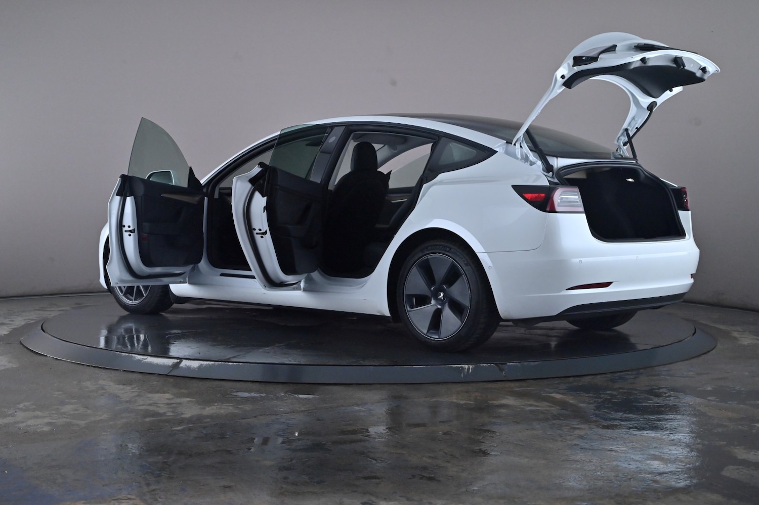 Used Tesla Model 3 2021 for sale - 76660248: Photo 55