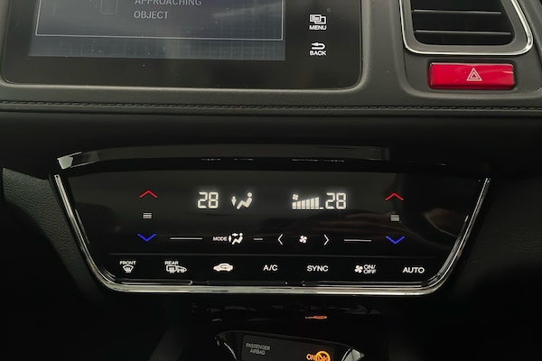 Used Honda HR-V 2015 for sale - 76224561: Photo 14
