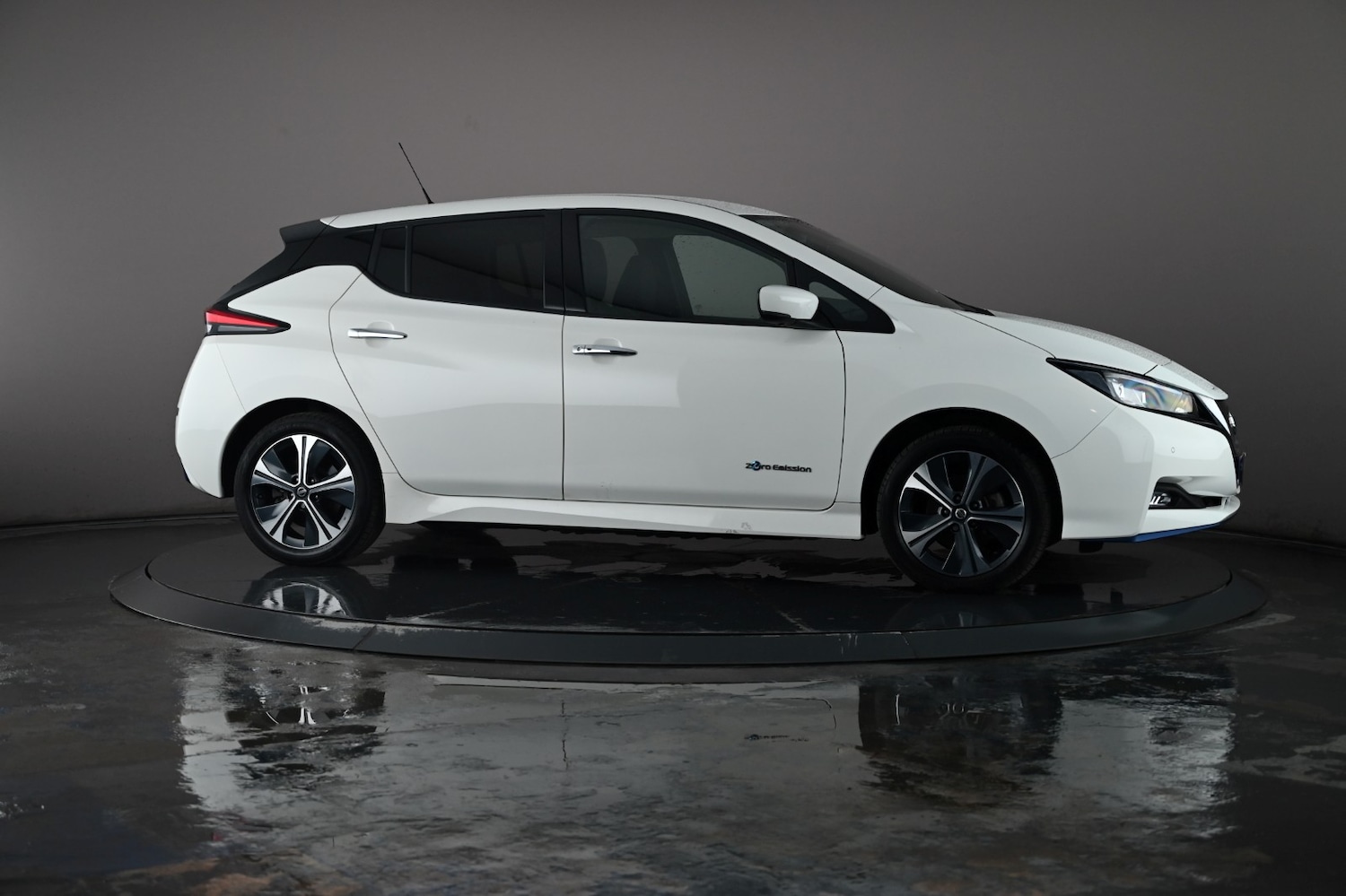 Used Nissan Leaf 2020 for sale - 76672291: Photo 33