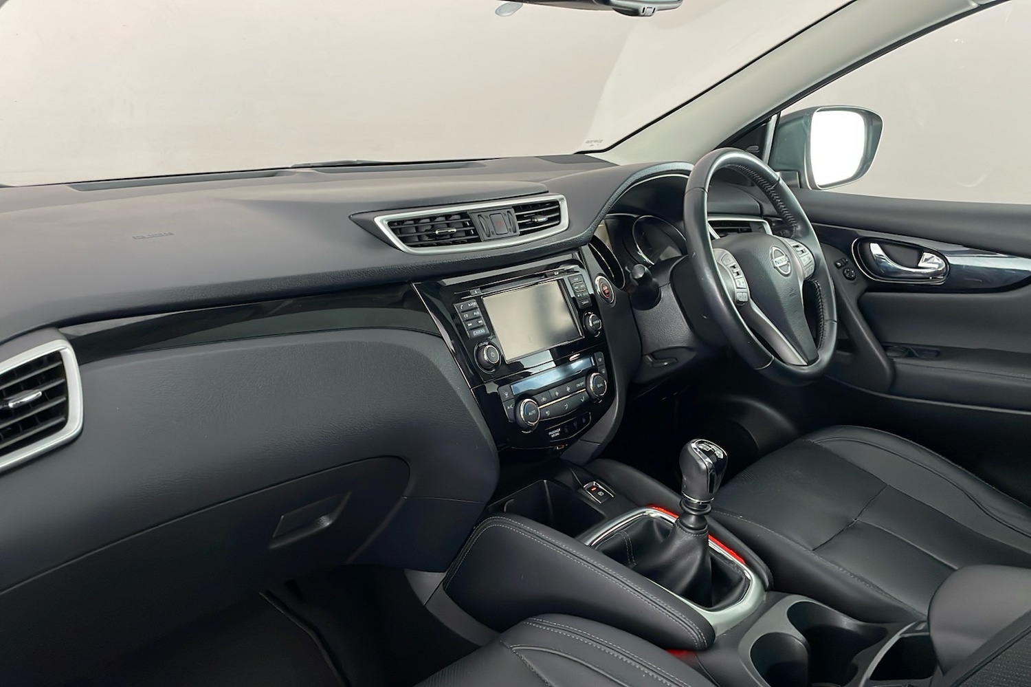 Used Nissan Qashqai 2016 for sale - 77976939: Photo 21