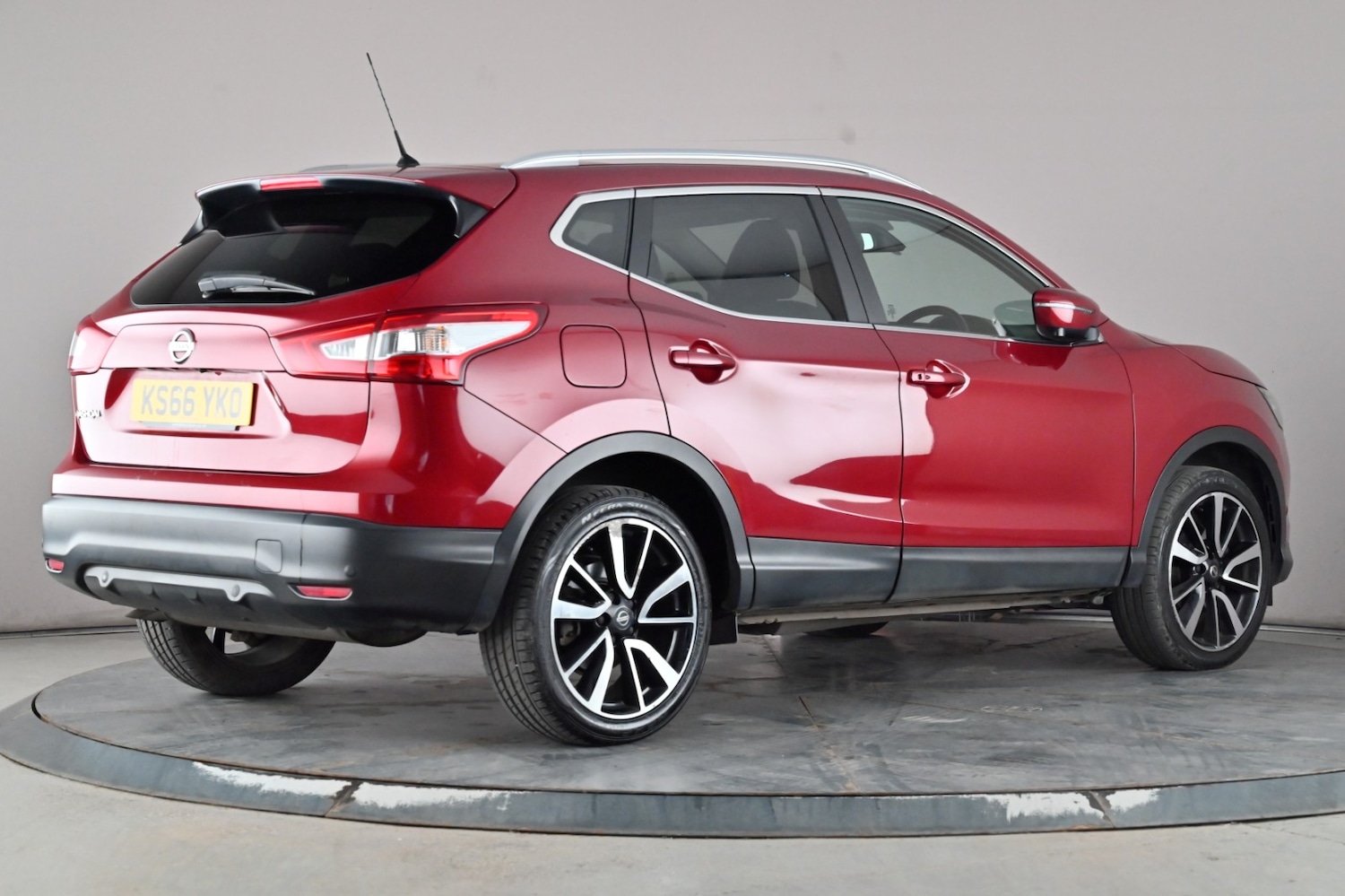 Used Nissan Qashqai 2016 for sale - 77976939: Photo 6