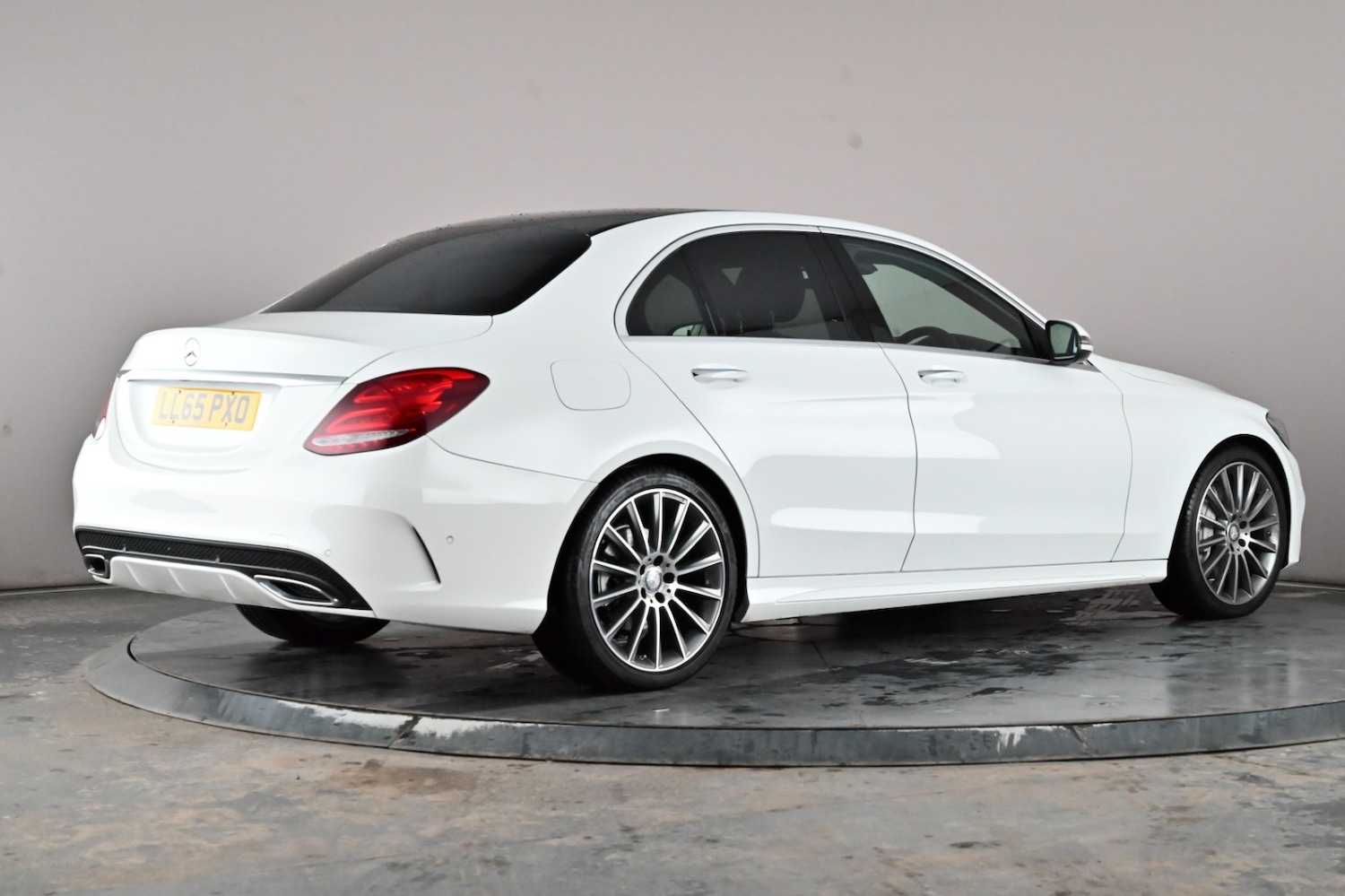 Used Mercedes-Benz C Class 2015 for sale - 76527315: Photo 6