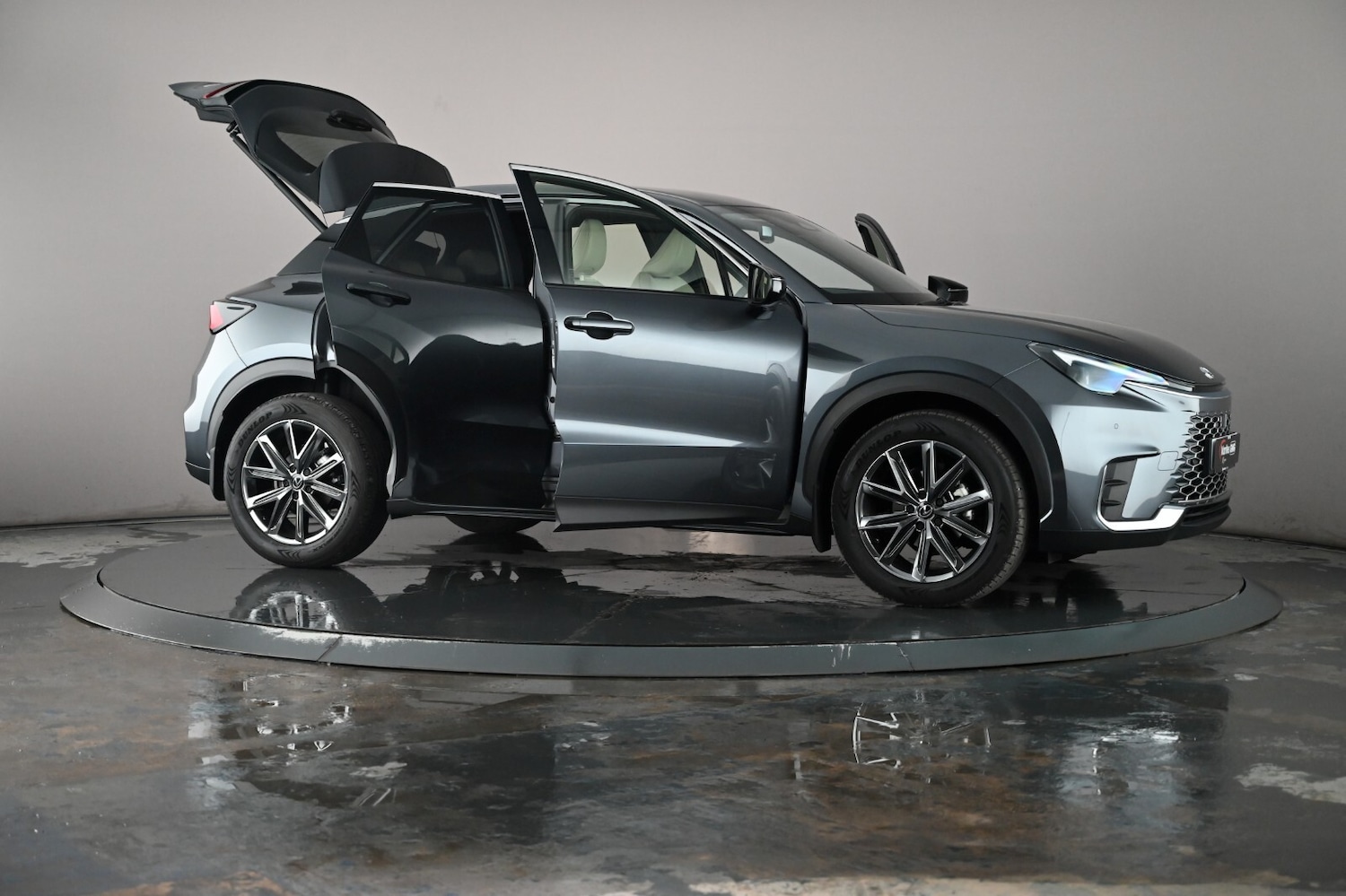 Used Lexus LBX 2025 for sale - 76635111: Photo 75