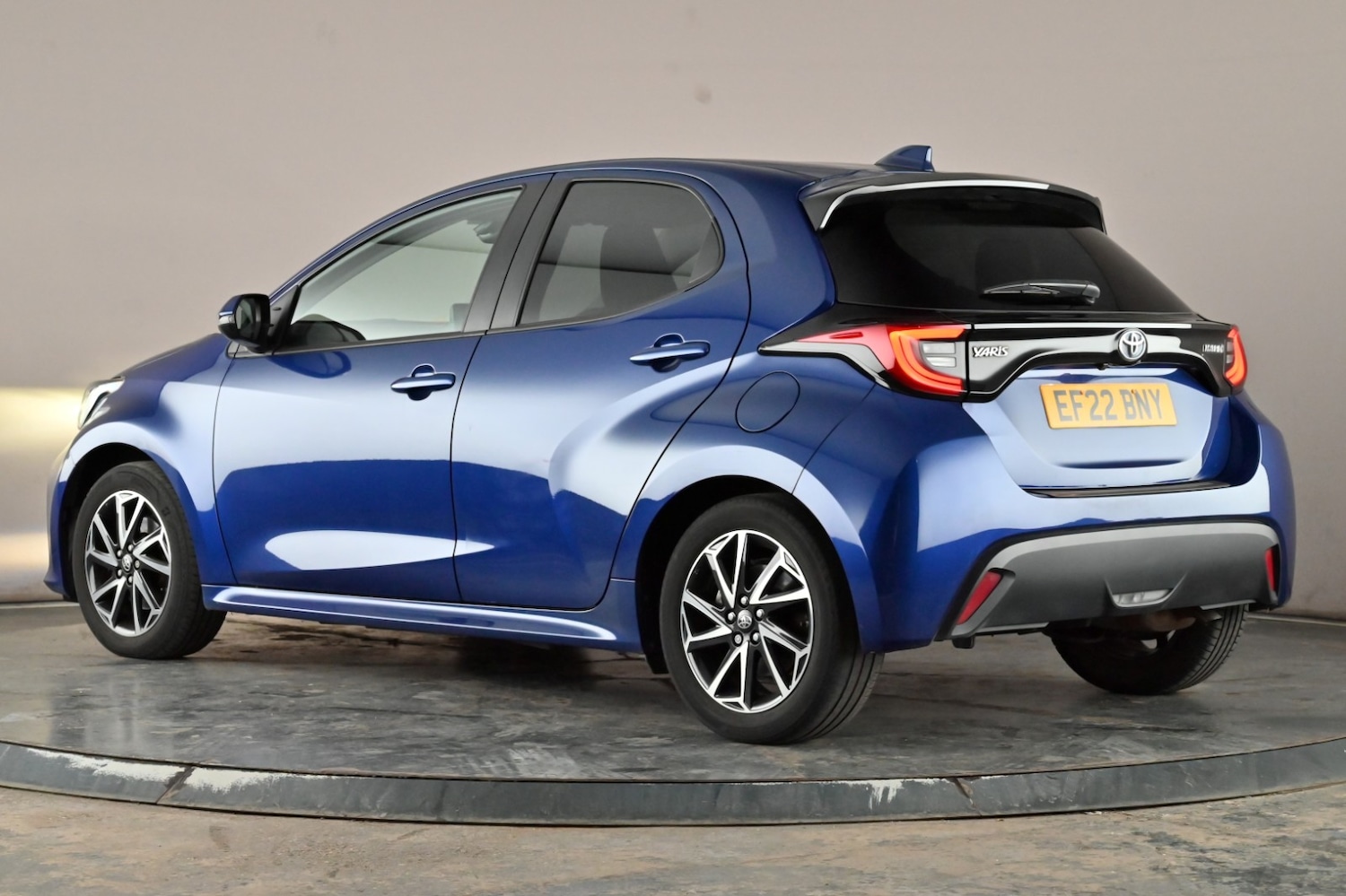 Used Toyota Yaris 2022 for sale - 76344682: Photo 4