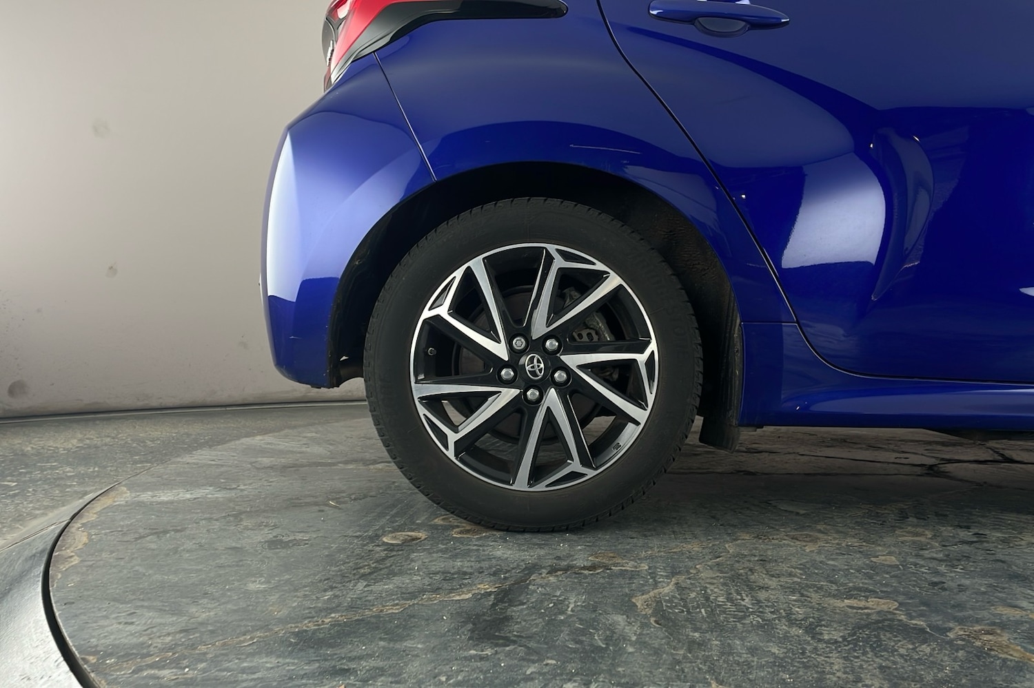 Used Toyota Yaris 2022 for sale - 76344682: Photo 7