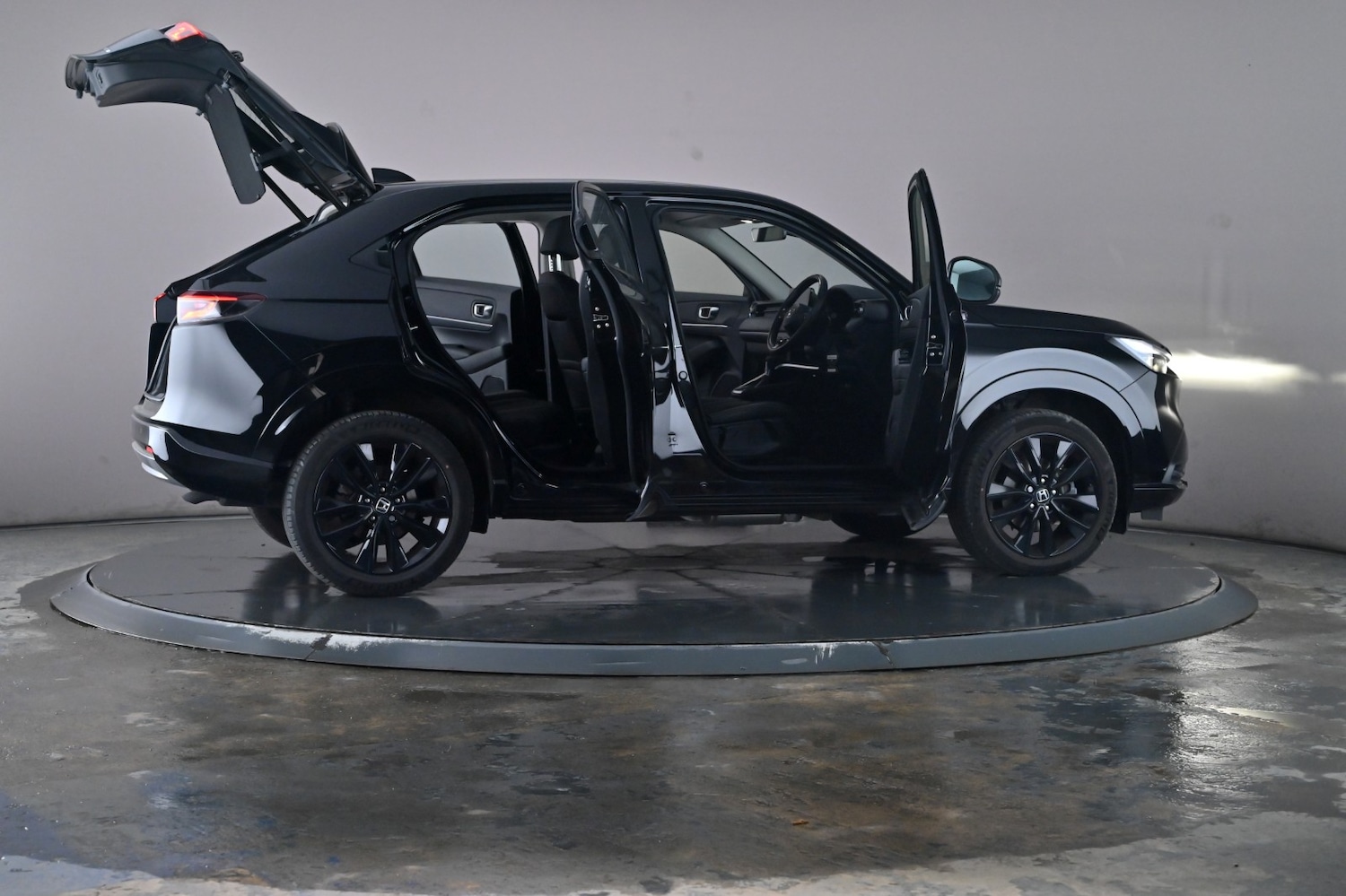 Used Honda HR-V 2023 for sale - 76716565: Photo 67