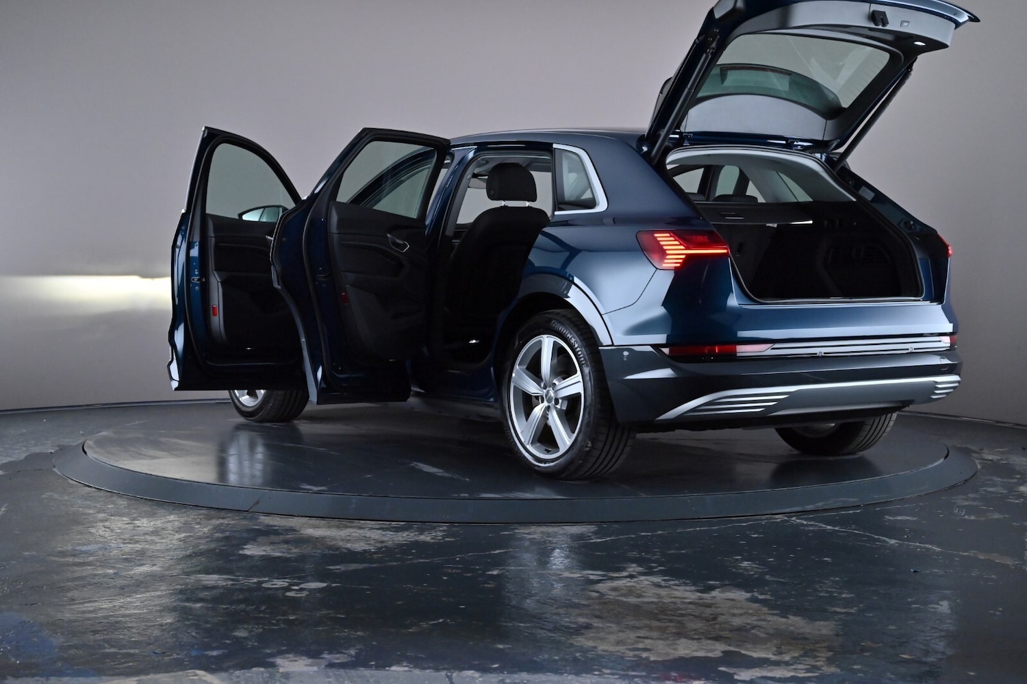 Used Audi e-tron 2021 for sale - 76660206: Photo 55