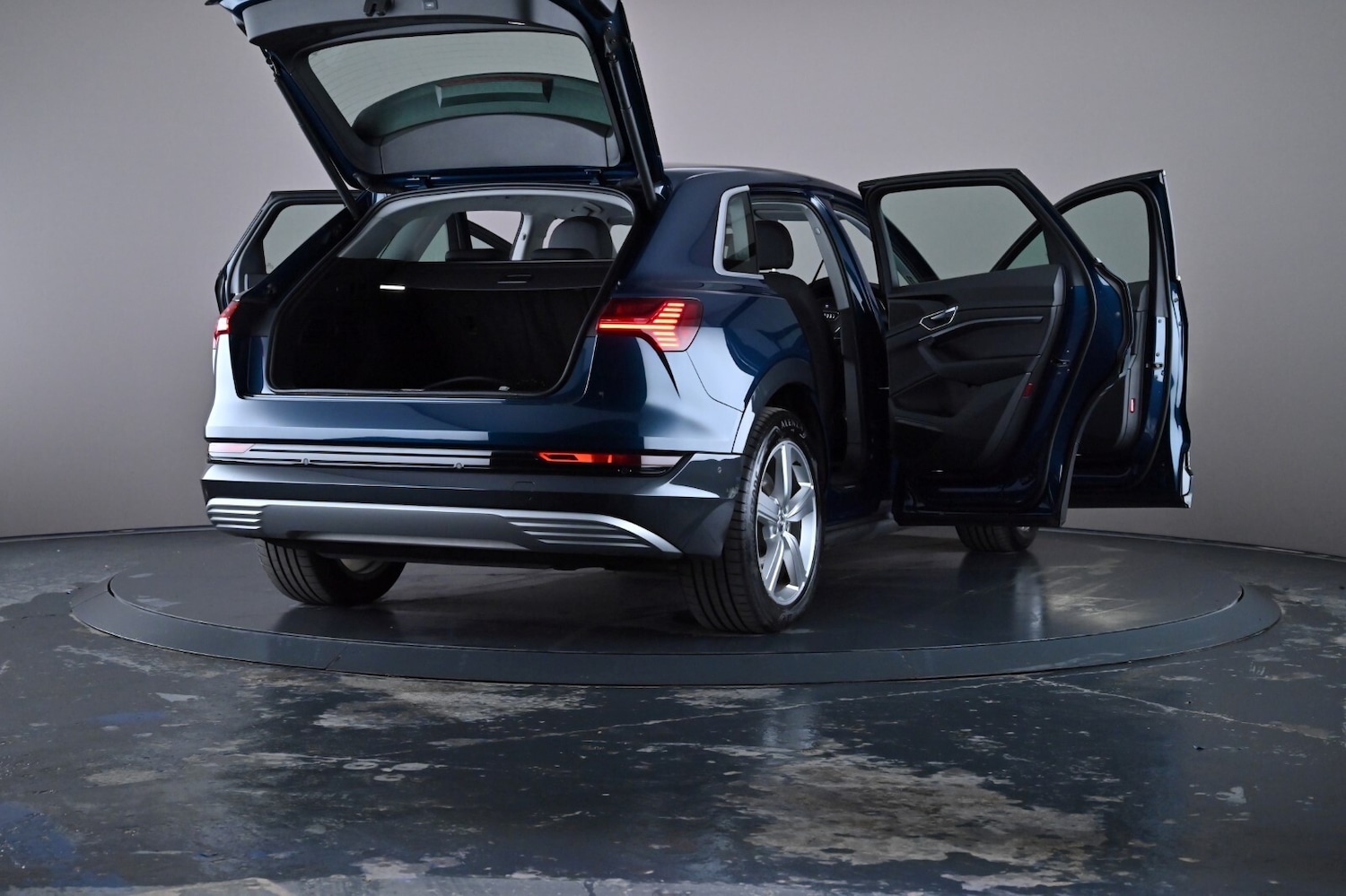 Used Audi e-tron 2021 for sale - 76660206: Photo 61