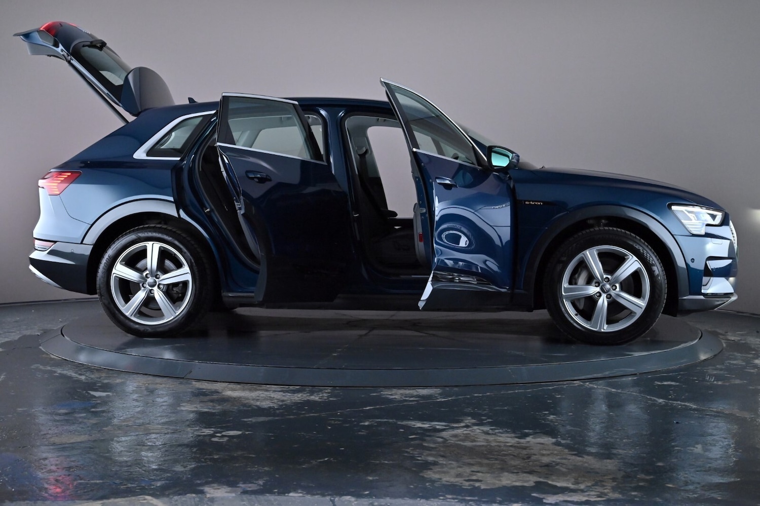 Used Audi e-tron 2021 for sale - 76660206: Photo 68