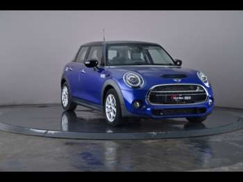 Used MINI Hatch 2019 for sale - 74684251: Photo
