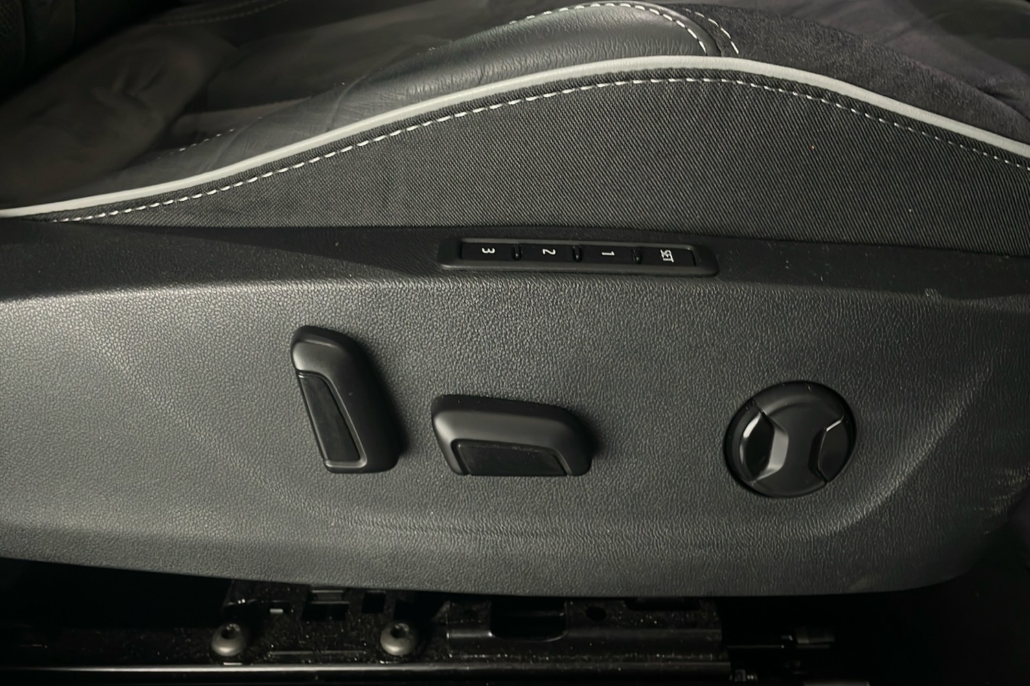 Used Skoda Enyaq 2023 for sale - 76193686: Photo 21