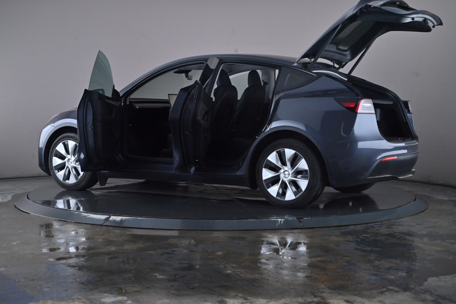 Used Tesla Model Y 2022 for sale - 76716515: Photo 54