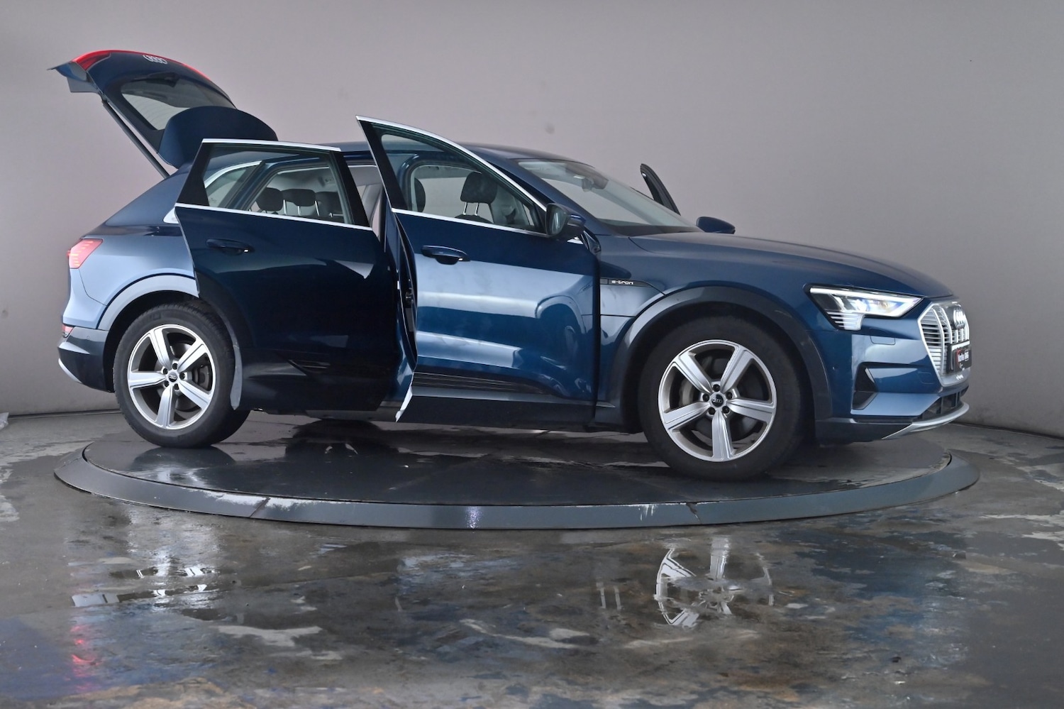 Used Audi e-tron 2021 for sale - 76672412: Photo 72