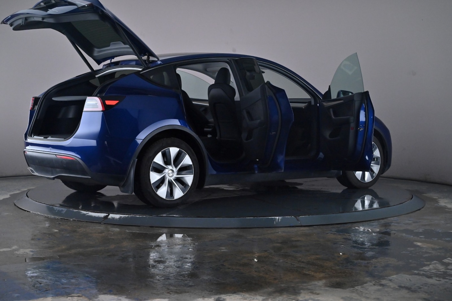 Used Tesla Model Y 2022 for sale - 76754281: Photo 65