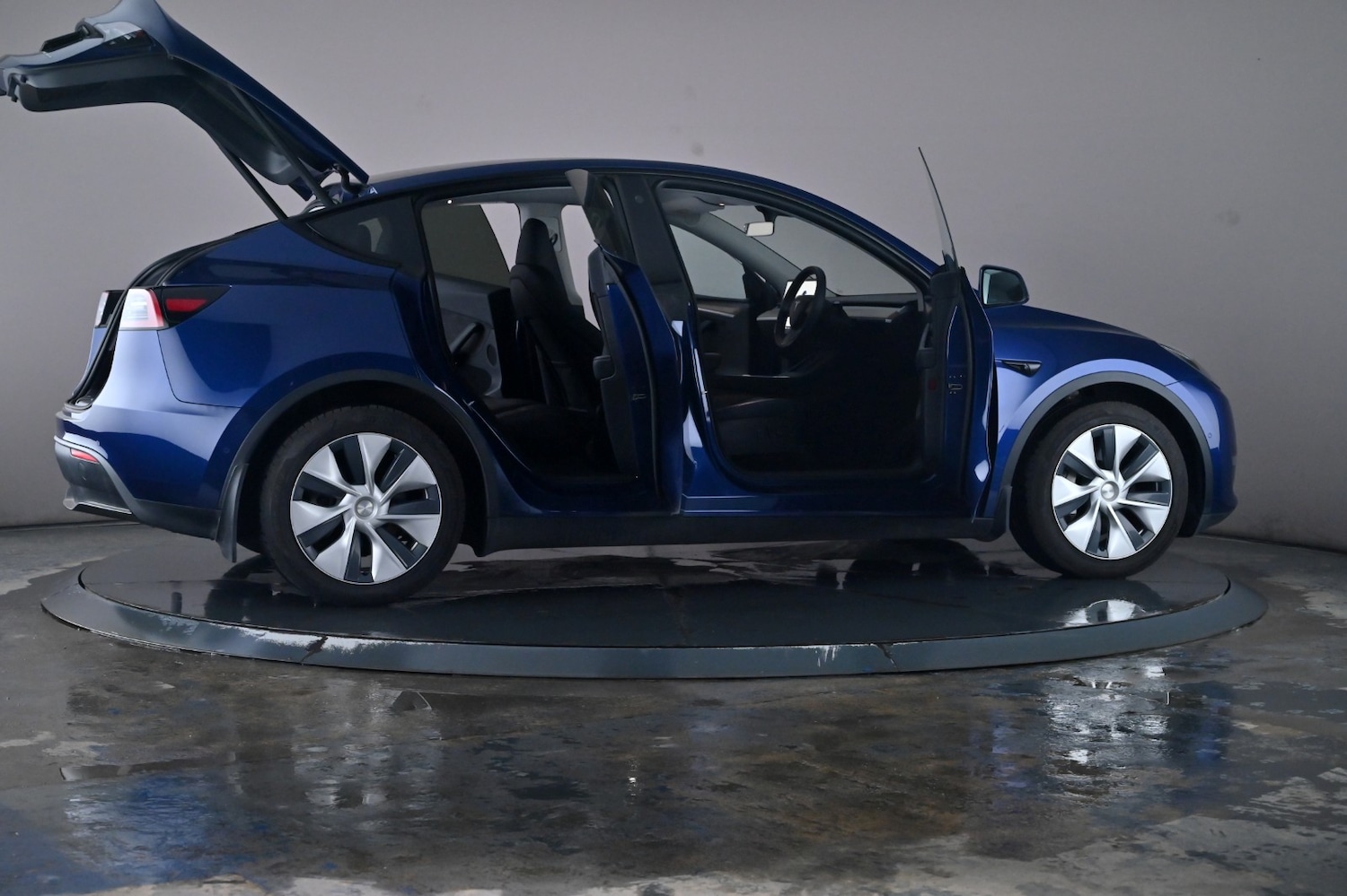 Used Tesla Model Y 2022 for sale - 76754281: Photo 67