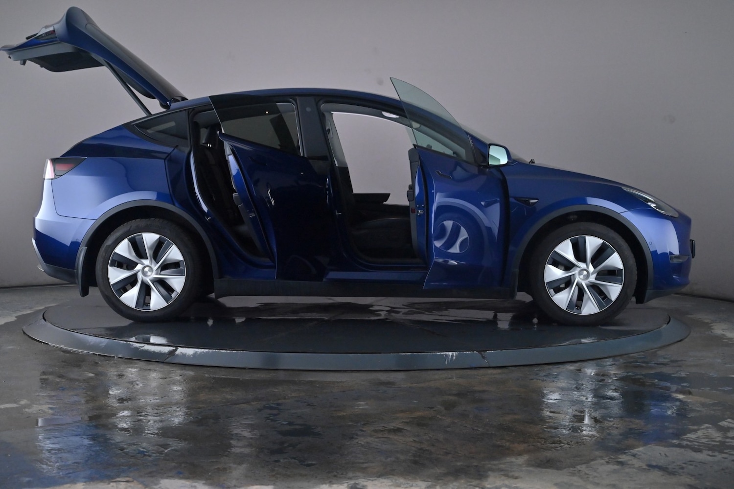 Used Tesla Model Y 2022 for sale - 76754281: Photo 69