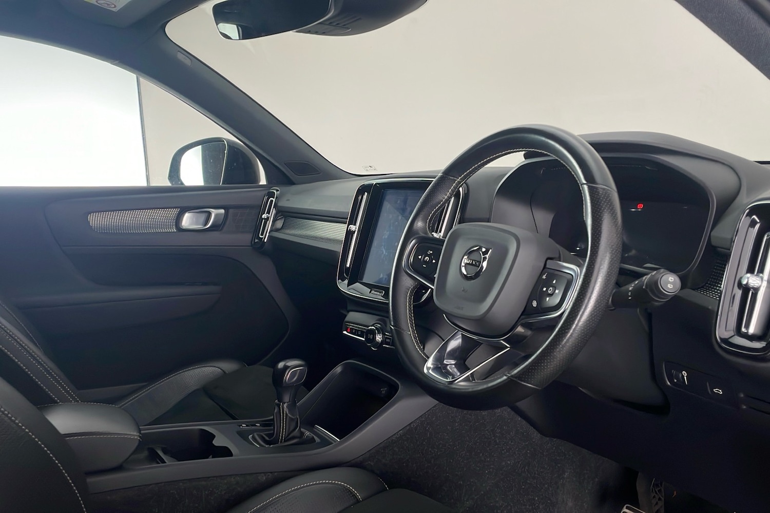 Used Volvo XC40 2020 for sale - 77072951: Photo 10