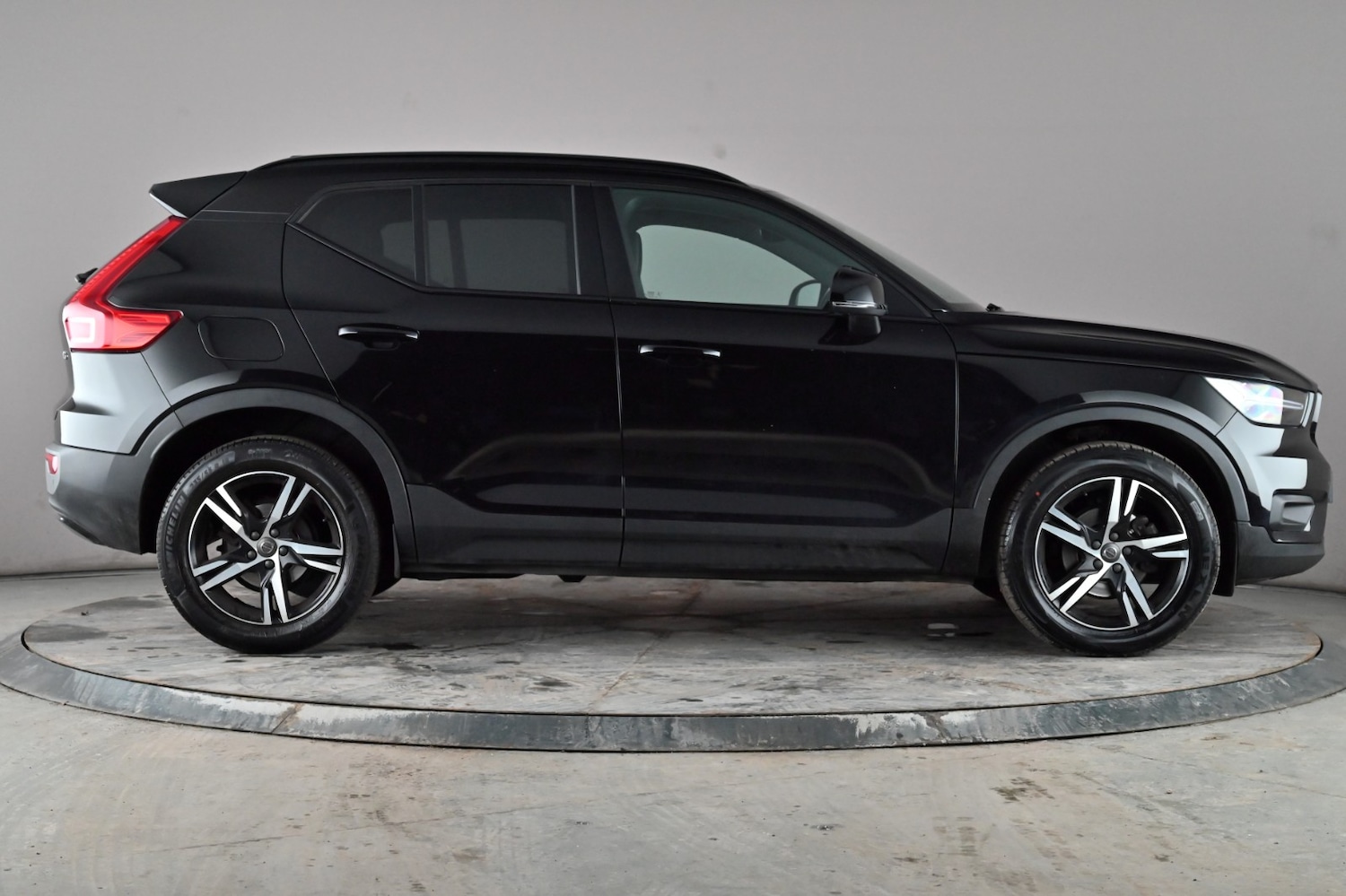 Used Volvo XC40 2020 for sale - 77072951: Photo 3