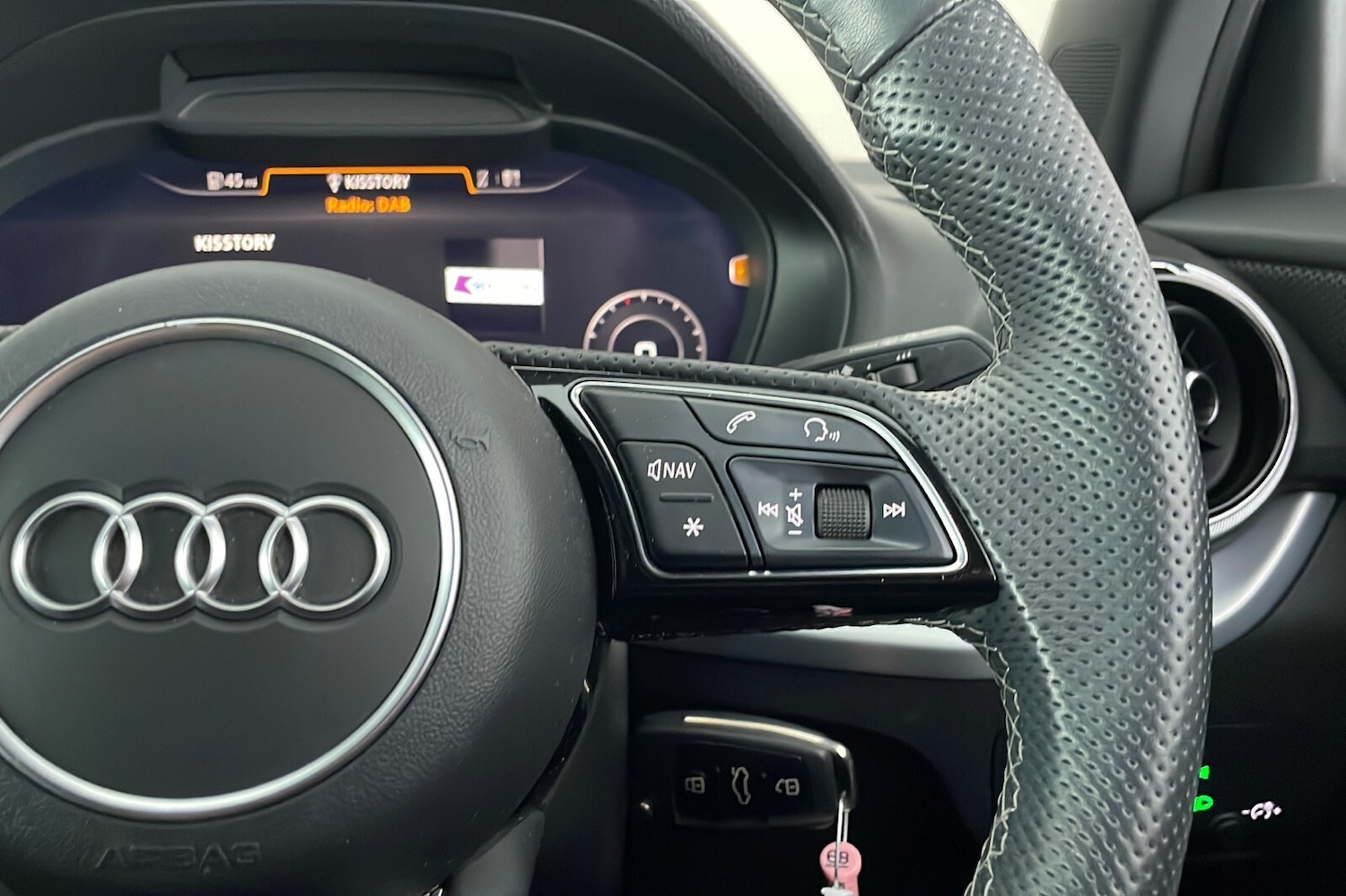 Used Audi Q2 2021 for sale - 76730437: Photo 16