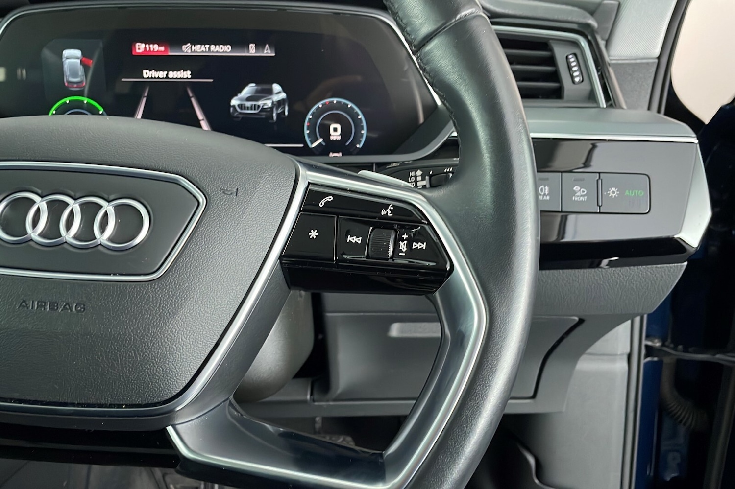 Used Audi e-tron 2021 for sale - 76730373: Photo 15