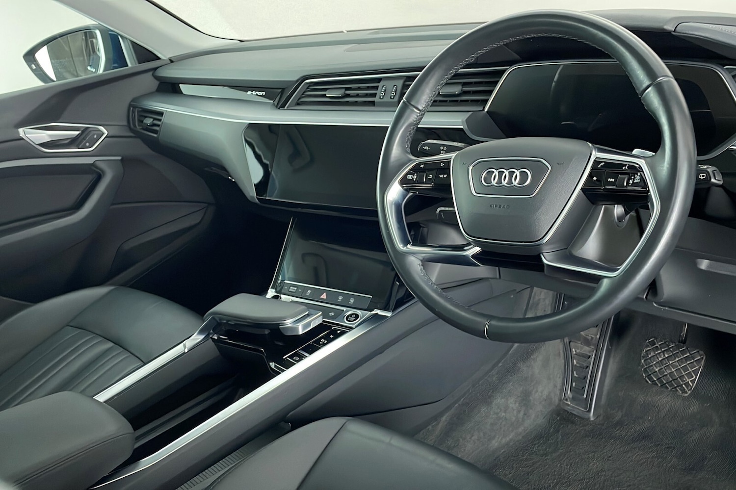 Used Audi e-tron 2021 for sale - 76730373: Photo 8