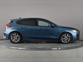Used Ford Focus 2023 for sale - 78540146: Photo