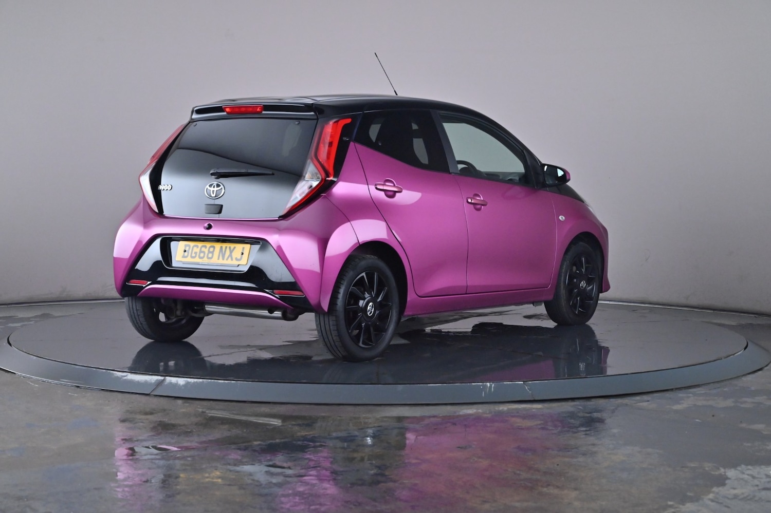 Used Toyota AYGO 2018 for sale - 76667911: Photo 27