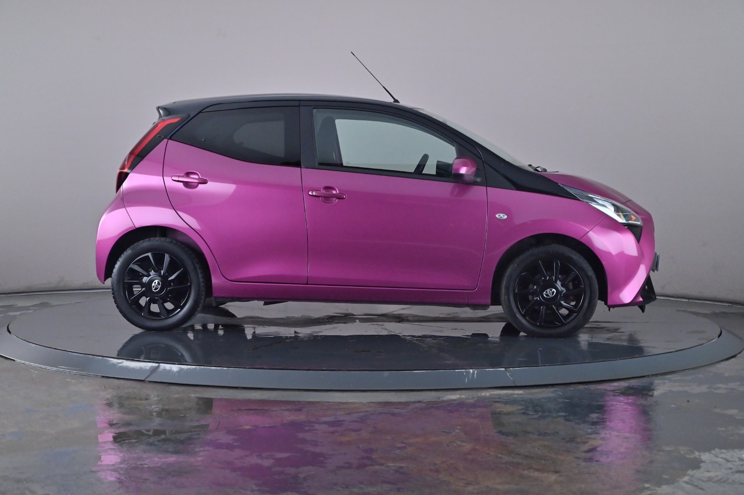 Used Toyota AYGO 2018 for sale - 76667911: Photo 33